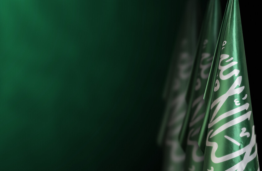 السعودية تودع أحد أشهر الأدباء في المملكة