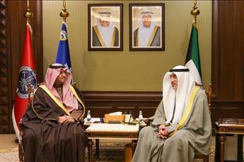 رئيس مجلس الوزراء بالإنابة يستقبل وزير الدولة عضو مجلس الوزراء السعودي الأمير تركي بن محمد بن فهد