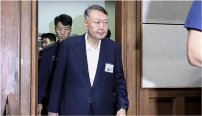 كوريا الجنوبية.. الادعاء يطالب بسجن الرئيس السابق 10 سنوات 