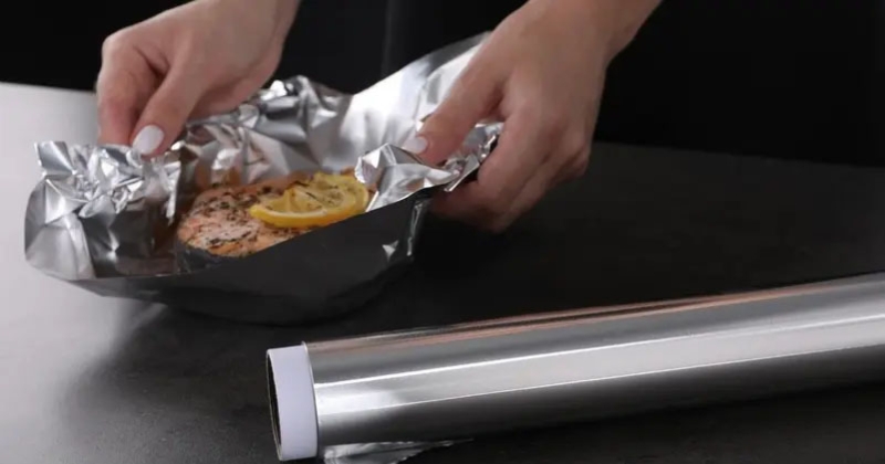 دراسة: الاستخدام الخاطئ لورق الألومنيوم قد يضر الكلى والعظام والجهاز العصبي