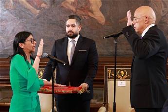 ديلسي رودريغيز نائبة رئيس فنزويلا تؤدي اليمين رسمياً رئيسة مؤقتة