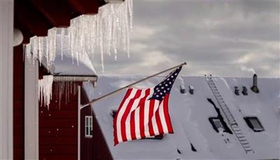 واشنطن تؤكد سعيها لشراء غرينلاند وتستبعد الغزو العسكري