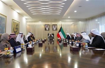 سمو رئيس الوزراء يترأس الاجتماع الـ42 للجنة الوزارية لمتابعة تنفيذ المشاريع التنموية الكبرى في البلاد