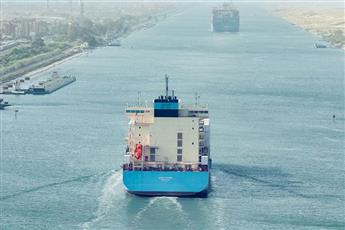 ميرسك تستأنف الإبحار عبر البحر الأحمر وقناة السويس بعد عامين من الاضطراب