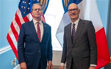 فرنسا تحذر أميركا: المساس بغرينلاند «خط أحمر» ويهدد العلاقات التجارية 