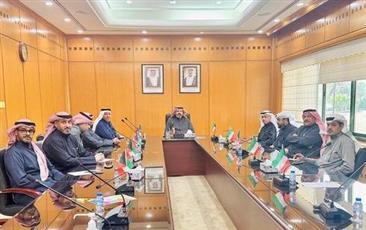 اجتماع مشترك لتحديد مواقع مراكز تجميع النفايات الزراعية