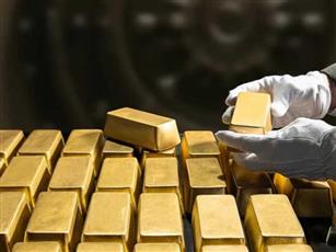 الذهب يختتم أسبوعا تاريخيا قرب 5000 دولار للأونصة