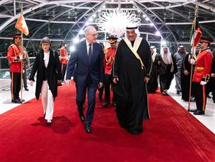 رئيس الاتحاد السويسري يصل إلى البلاد في زيارة رسمية