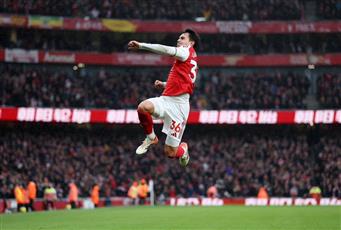 أرسنال يعزز صدارته للبريميرليغ بفوز كبير على ملعبه ضد سندرلاند