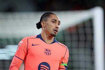 رافينيا يثير الشكوك حول مشاركته أمام أتلتيكو مدريد