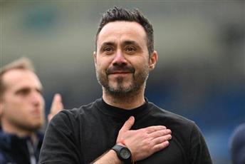 بعد الخماسية.. مرسيليا ينفصل عن مدربه الإيطالي دي زيربي