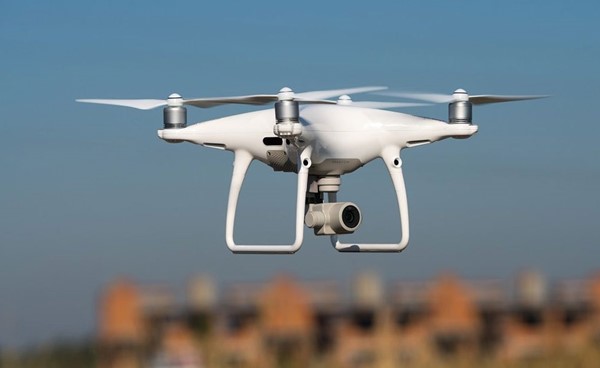 «الداخلية»: منع التصوير الجوي وتشغيل طائرات «درون» نهائياً حتى إشعار آخر