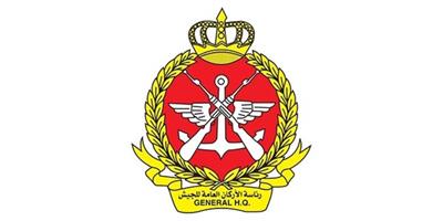 الجيش: الدفاعات الجوية تتعامل حالياً مع هجمات صاروخية وطائرات مسيرة معادية اخترقت أجواء الكويت