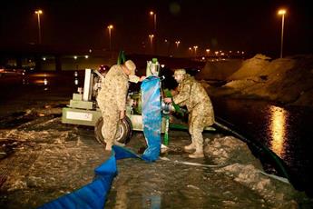 الحرس الوطني: قوة «فزاع» تواصل دعم الأشغال والإطفاء في تصريف مياه الأمطار