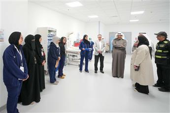 رئيس الوزراء يتفقد مستشفى الولادة الجديد