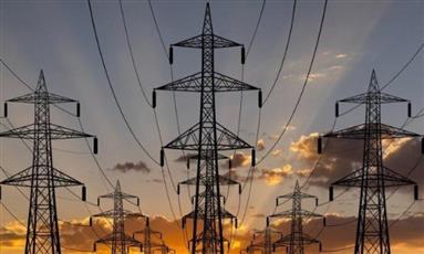 الكهرباء: إصلاح 4 خطوط كهرباء متضررة واستمرار العمل لإعادة البقية