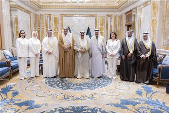 سمو الأمير يستقبل وزير العدل ورئيس وأعضاء هيئة مكافحة الفساد