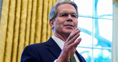 الولايات المتحدة تتعهد باستعادة حرية الملاحة في مضيق هرمز وتلوح بخيارات لمنع سيطرة إيران عليه