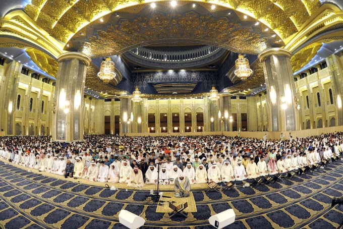 الشؤون الاسلامية: الالتزام بتوقيت صلاة القيام من 12 حتى 12:30