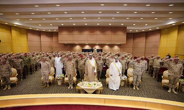 وزير الدفاع للدفعة 24 من الطلبة الضباط الجامعيين: كرّسوا جهودكم لخدمة الوطن وصون أمنه واستقراره