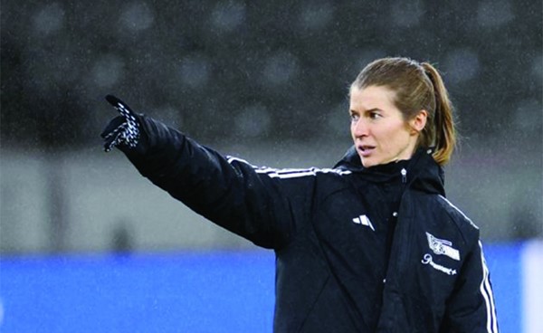 ماري لويز أول مدربة في الدوري الألماني