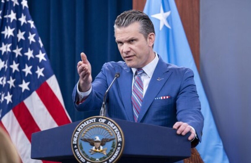 “هذا جنون”.. قرار بيغسيث بإقالة كبار الجنرالات خلال الحرب يصدم مسؤولي البنتاغون الأمريكيين