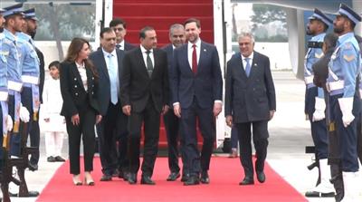 باكستان: نأمل في محادثات بناءة بعد وصول وفدي واشنطن وطهران إلى إسلام آباد