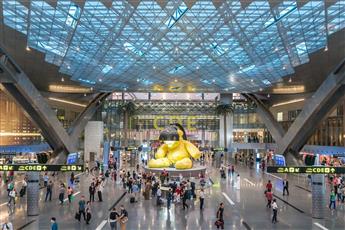 قطر: عودة تشغيل شركات الطيران الأجنبية تدريجياً إلى مطار حمد الدولي