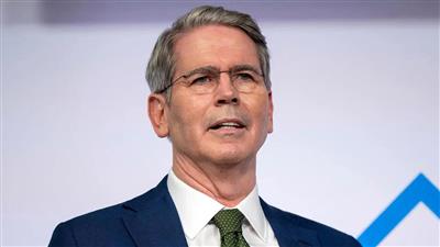 وزير الخزانة الأمريكي: سنتعقب أموال إيران داخل وخارج البلاد