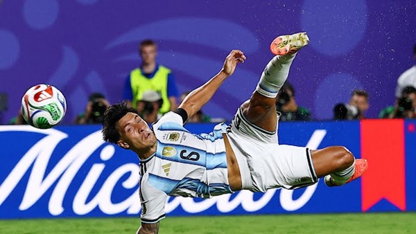 كأس العالم : الأرجنتين إلى نصف نهائي المونديال على حساب سويسرا