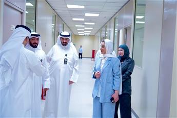 وزير الشؤون تتفقد قطاع الرعاية والتنمية الاجتماعية للاطلاع على سير العمل