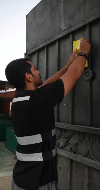 لجنة إزالة التعديات تواصل أعمالها الميدانية في حظائر الهجن