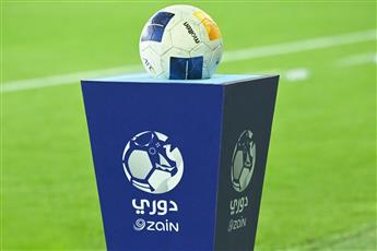 قمة مبكرة تشعل انطلاقة دوري «زين».. الكويت يستهل حملة الدفاع عن اللقب بمواجهة العربي