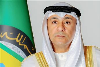 أمين مجلس التعاون يدين الاعتداءات الايرانية الغاشمة على ناقلتين لشركة أدنوك الإماراتية