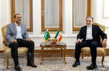 إيران: قائد الجيش الباكستاني يزور طهران غداً