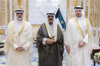 سمو الأمير يستقبل وزير الخارجية ورئيس البعثة الدبلوماسية الكويتية الجديد لدى النمسا