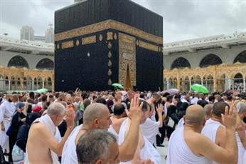السعودية تطلق «العمرة المباشرة» لحجز الباقات إلكترونياً