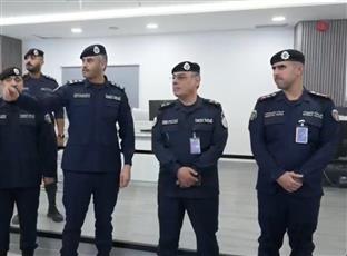 وكيل الداخلية المساعد لشؤون الأمن العام يتفقد غرف عمليات مديريات الأمن والدفاع المدني وشرطة النجدة