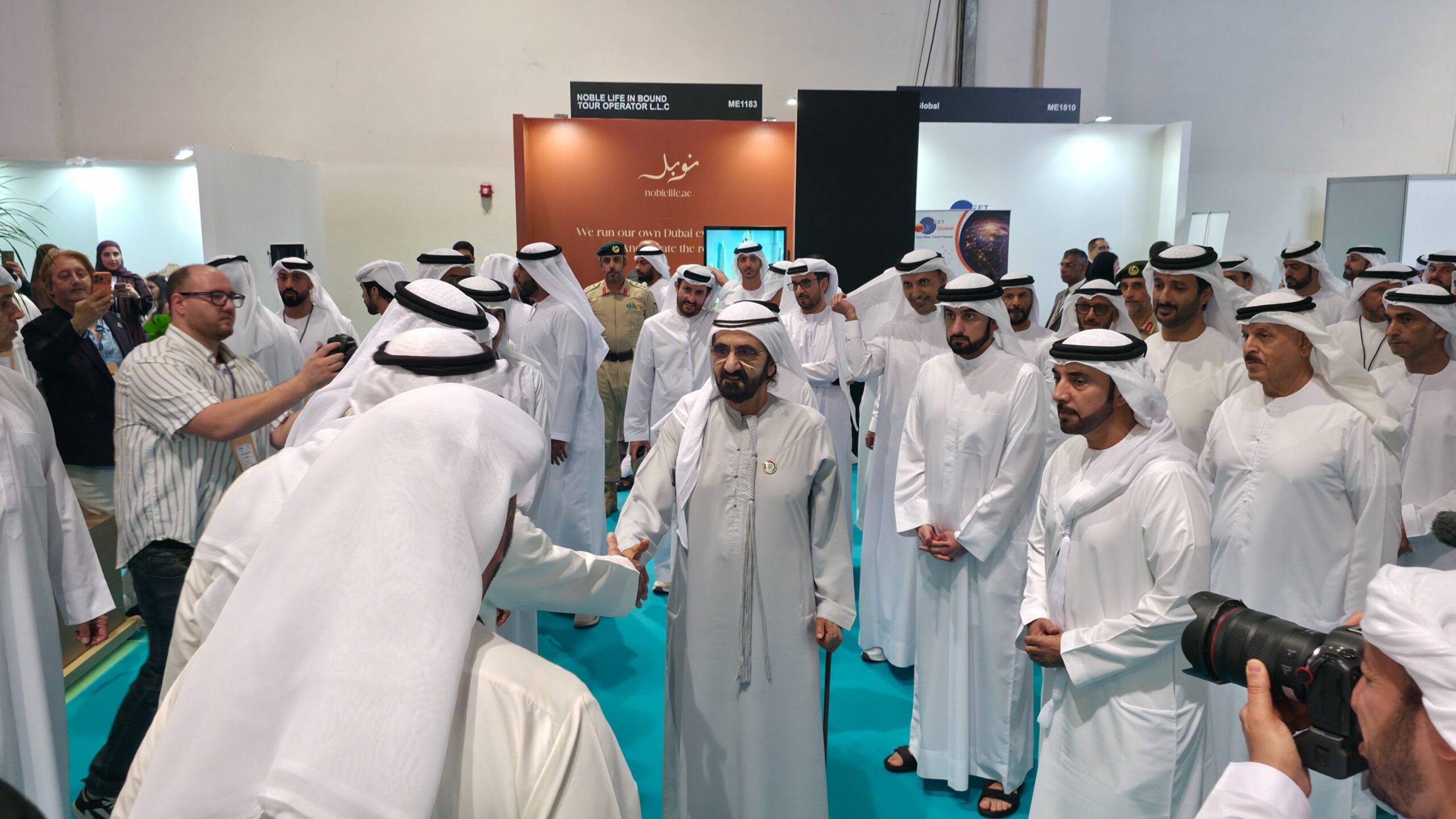 شاهد.. بالصور : الشيخ محمد بن راشد آل مكتوم يزور جناح دولة الكويت في معرض سوق السفر العربي (ATM 2026)