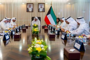 سمو رئيس مجلس الوزراء يترأس اجتماع اللجنة الوزارية لمتابعة المشاريع التنموية الكبرى في البلاد