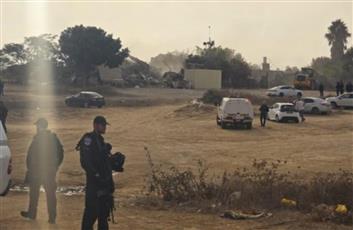سلطات الاحتلال تبدأ هدم منازل 80 عائلة فلسطينية في النقب